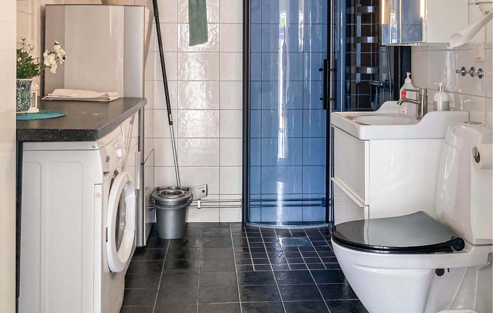 Cozy Home In Borgholm With Wifi エクステリア 写真